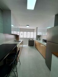 Blk 352 Clementi Avenue 2 Shopping Centre (Clementi), HDB 3 Rooms #529579001